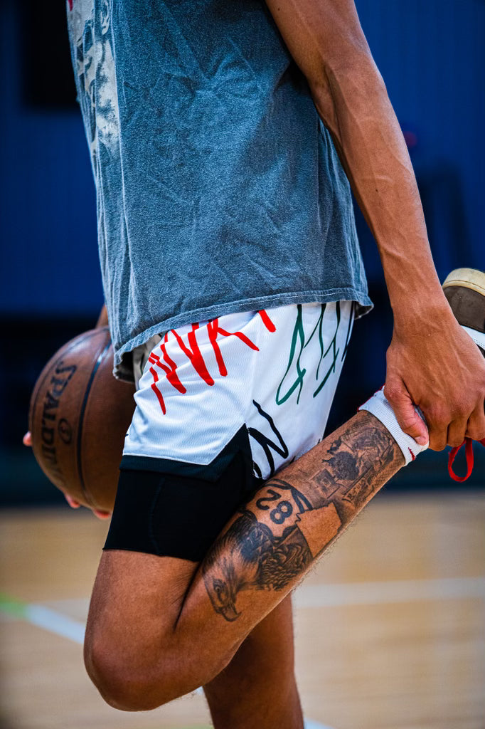 Never Fold Graffiti Shorts 2.0 | White